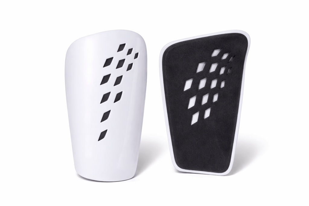 Ventilated Football Shin Guards - Baba Saleh Sports Egypt | بابا صالح للأدوات الرياضية