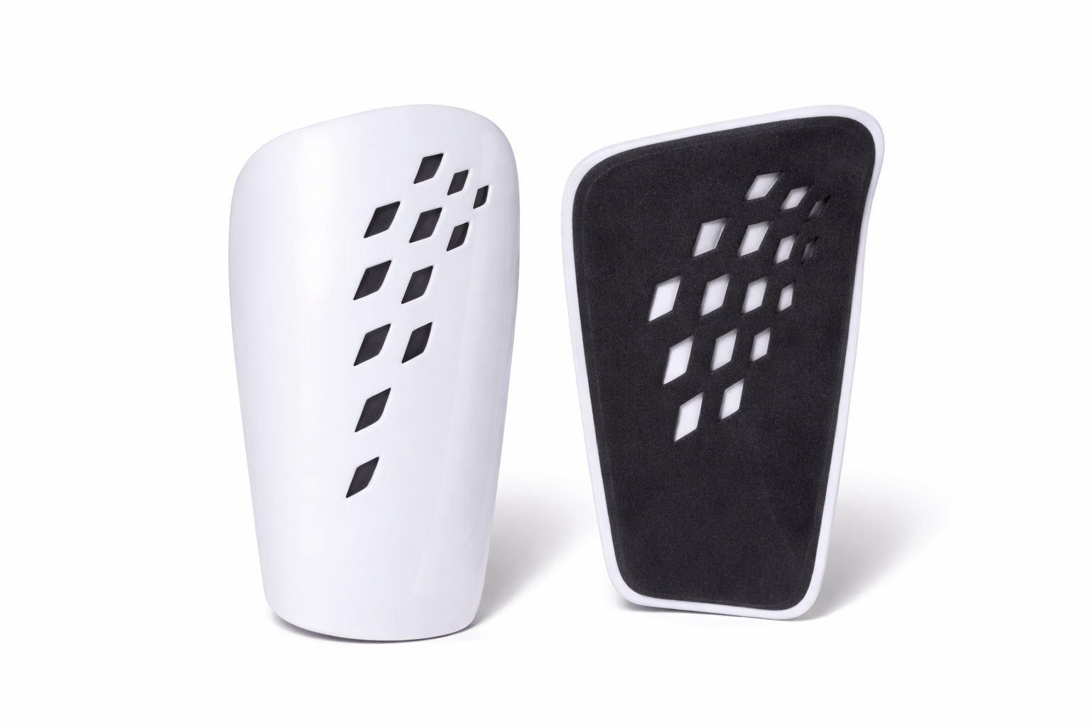 Ventilated Football Shin Guards - Baba Saleh Sports Egypt | بابا صالح للأدوات الرياضية
