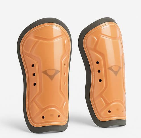 Football shin guard - Baba Saleh Sports Egypt | بابا صالح للأدوات الرياضية