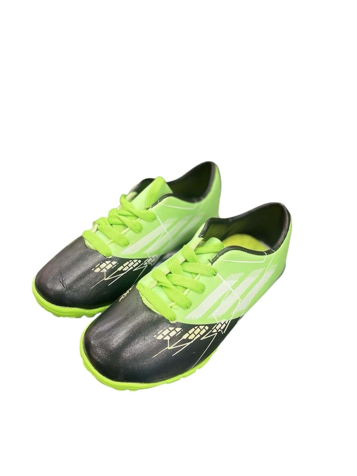 Cr7 kids tartan shoes - Baba Saleh Sports Egypt | بابا صالح للأدوات الرياضية